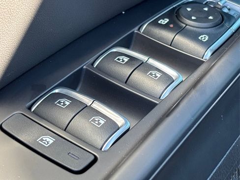 New 2025 Kia Carnival SX Prestige image 30