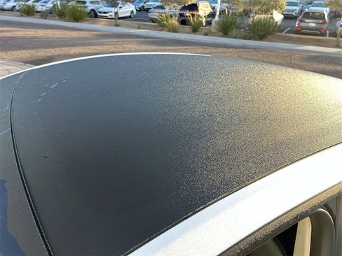 Used 2022 Tesla Model Y Performance image 18