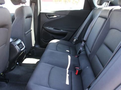 Used 2024 Chevrolet Malibu LT FWD image 34