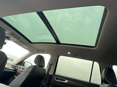 New 2026 Volkswagen Atlas SEL Premium R-Line image 32