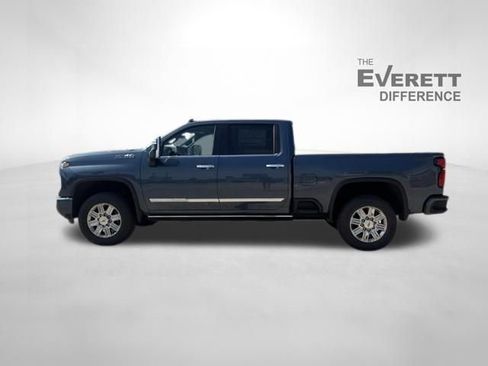 New 2026 Chevrolet Silverado 2500 High Country w/ High Country Premium Package AWD/4WD image 4
