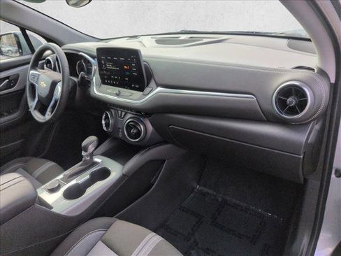 Used 2024 Chevrolet Blazer LT w/ Driver Confidence Package FWD image 22