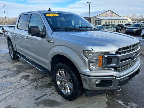 Used 2019 Ford F150 XLT w/ Equipment Group 302A Luxury AWD/4WD image 3