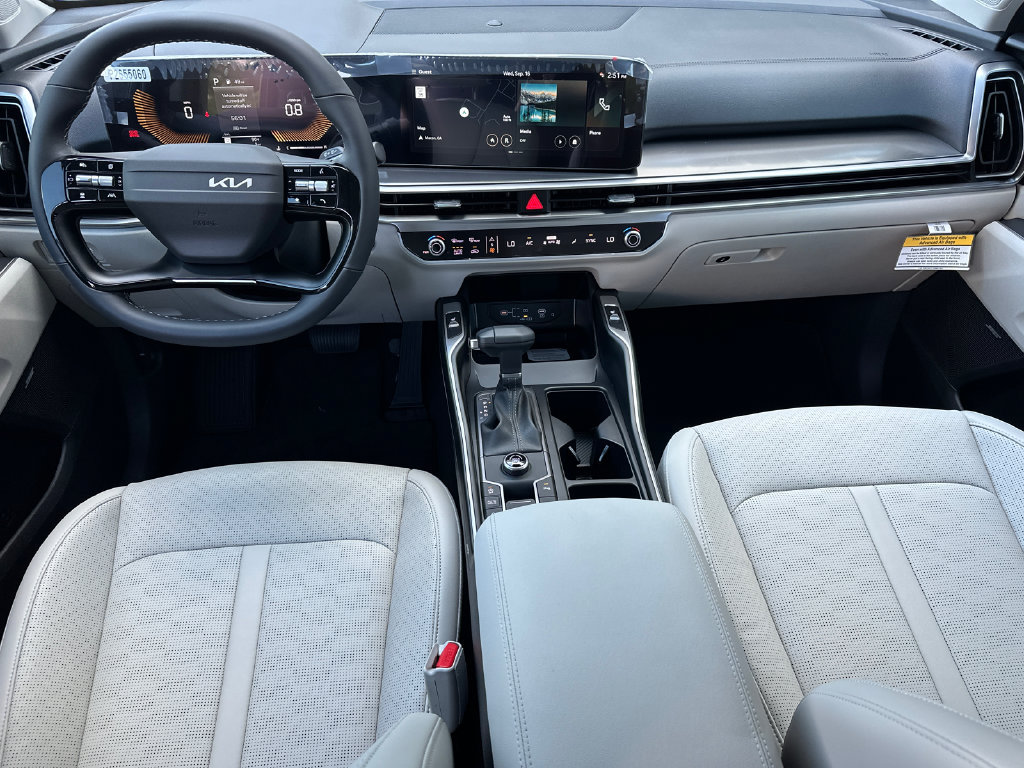 New 2026 Kia Sorento EX w/ EX Premium Package FWD image 24