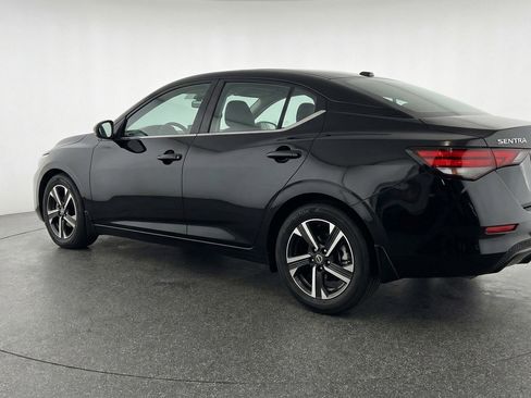 Used 2025 Nissan Sentra SV image 6