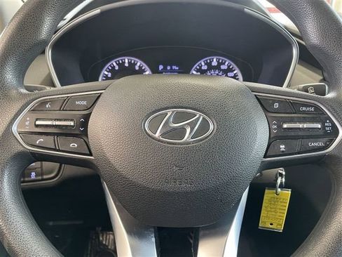 Used 2019 Hyundai Santa Fe SE AWD/4WD image 16