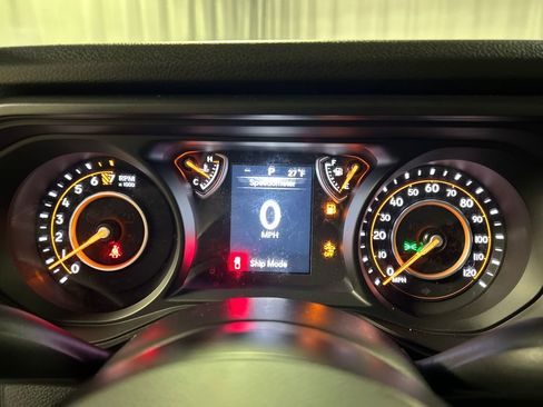 New 2026 Jeep Gladiator Sport image 14