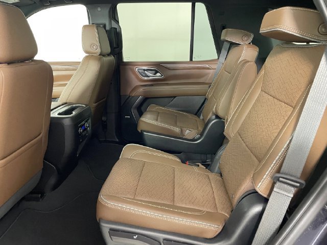 Used 2023 Chevrolet Tahoe High Country AWD/4WD image 14