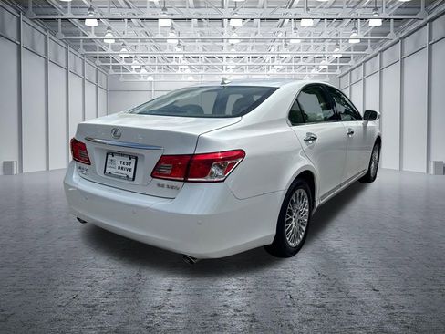 Used 2010 Lexus ES 350 FWD image 7