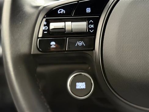 Used 2023 Hyundai Ioniq 6 SEL image 21