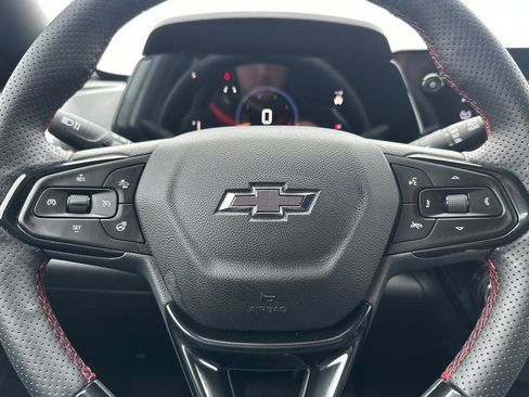 Used 2025 Chevrolet Trax RS w/ Driver Confidence Package image 34