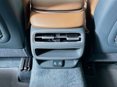 New 2026 Genesis GV70 2.5T Advanced image 18