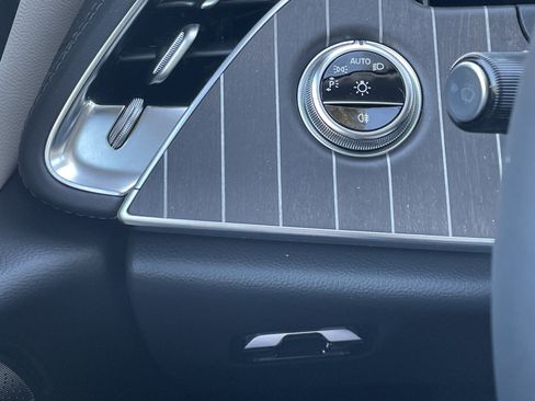 New 2026 Mercedes-Benz E 450 4MATIC Sedan image 23