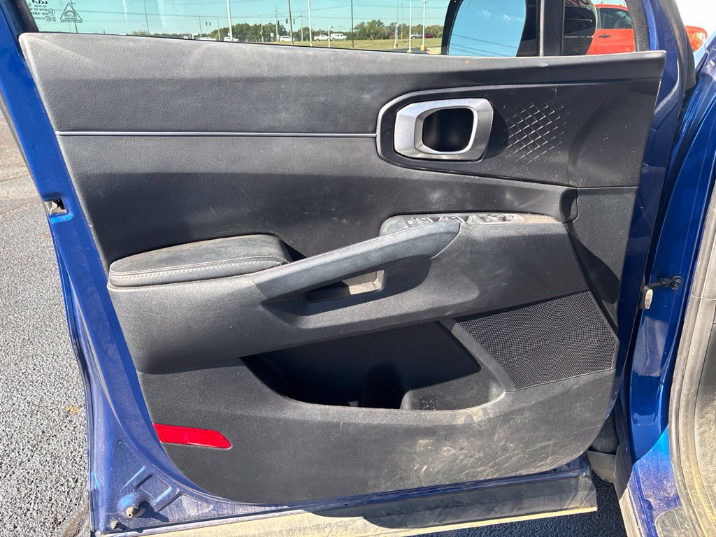 Used 2022 Kia Sorento S FWD image 7