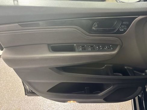 Used 2018 Honda Odyssey Elite image 20