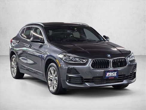 Used 2022 BMW X2 sDrive28i FWD image 3