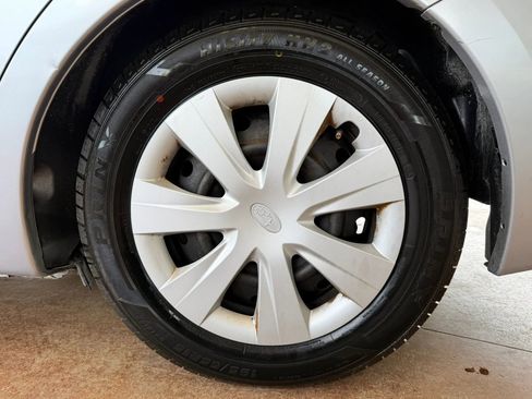 Used 2012 Subaru Impreza 2.0i image 20