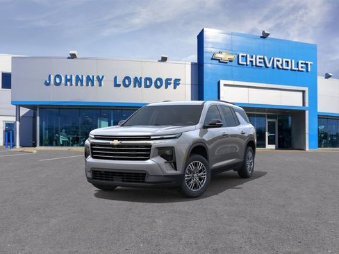 New 2026 Chevrolet Traverse LT image 8