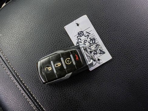 Used 2020 RAM 1500 Lone Star image 31