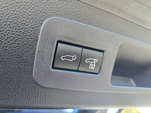 New 2025 Lexus LX 600 4WD w/ Premium Package image 18