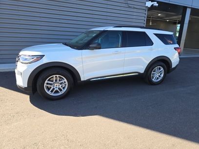 Used 2025 Ford Explorer Active