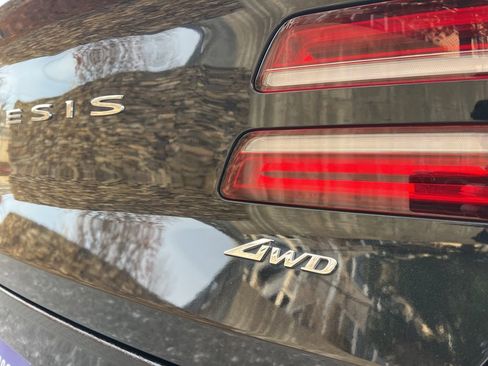 Used 2023 Genesis GV80 2.5T w/ Prestige 20" Package image 9