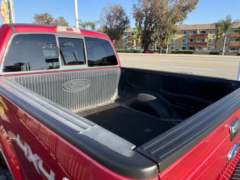 Used 2011 Ford F150 XLT w/ XLT Chrome Pkg AWD/4WD image 19