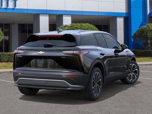 New 2026 Chevrolet Blazer EV LT image 4