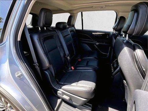 Used 2020 Lincoln Aviator Reserve w/ Elements Package Plus AWD/4WD image 27