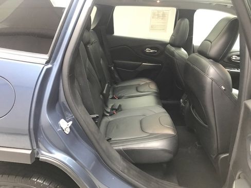 Used 2021 Jeep Cherokee Limited w/ Elite Package image 23