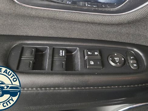 Used 2022 Honda HR-V EX image 23