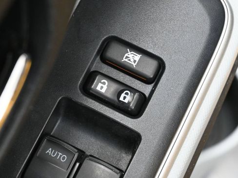 Used 2014 Toyota Prius C Two FWD image 11