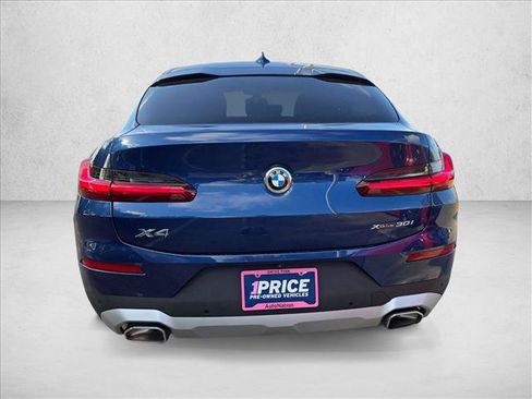 Used 2025 BMW X4 xDrive30i AWD/4WD image 7