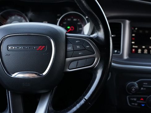 Used 2022 Dodge Charger SXT w/ Leather Interior Group image 11