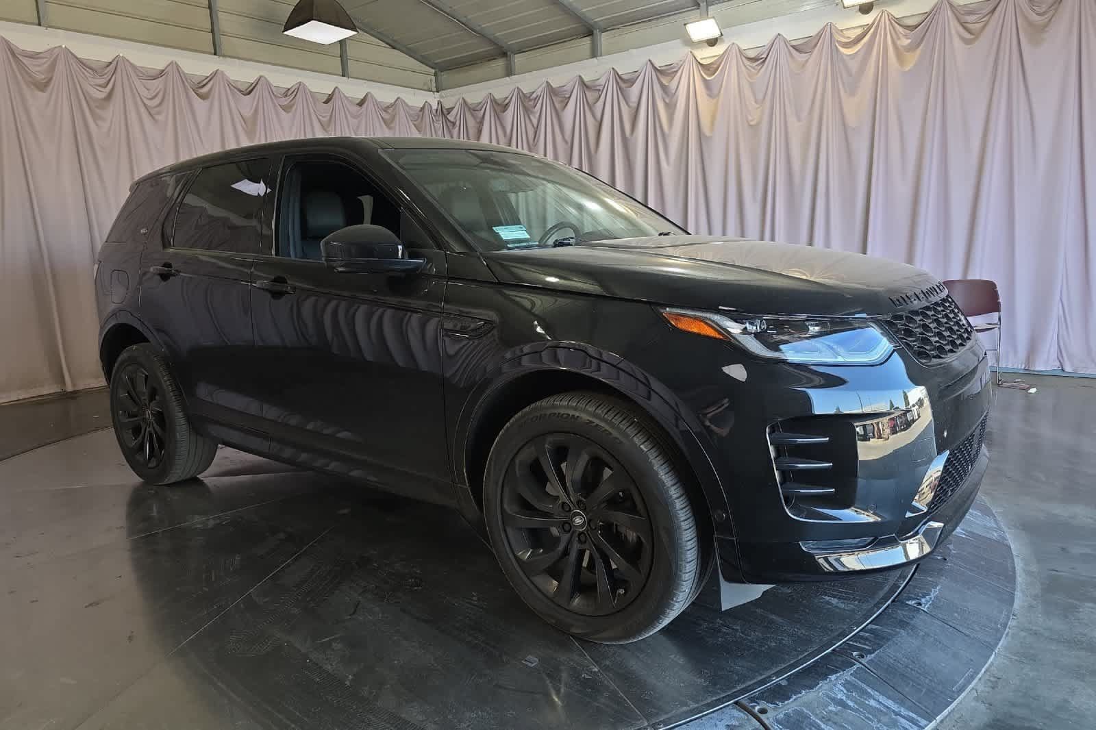 Used 2024 Land Rover Discovery Sport Dynamic SE AWD/4WD image 10