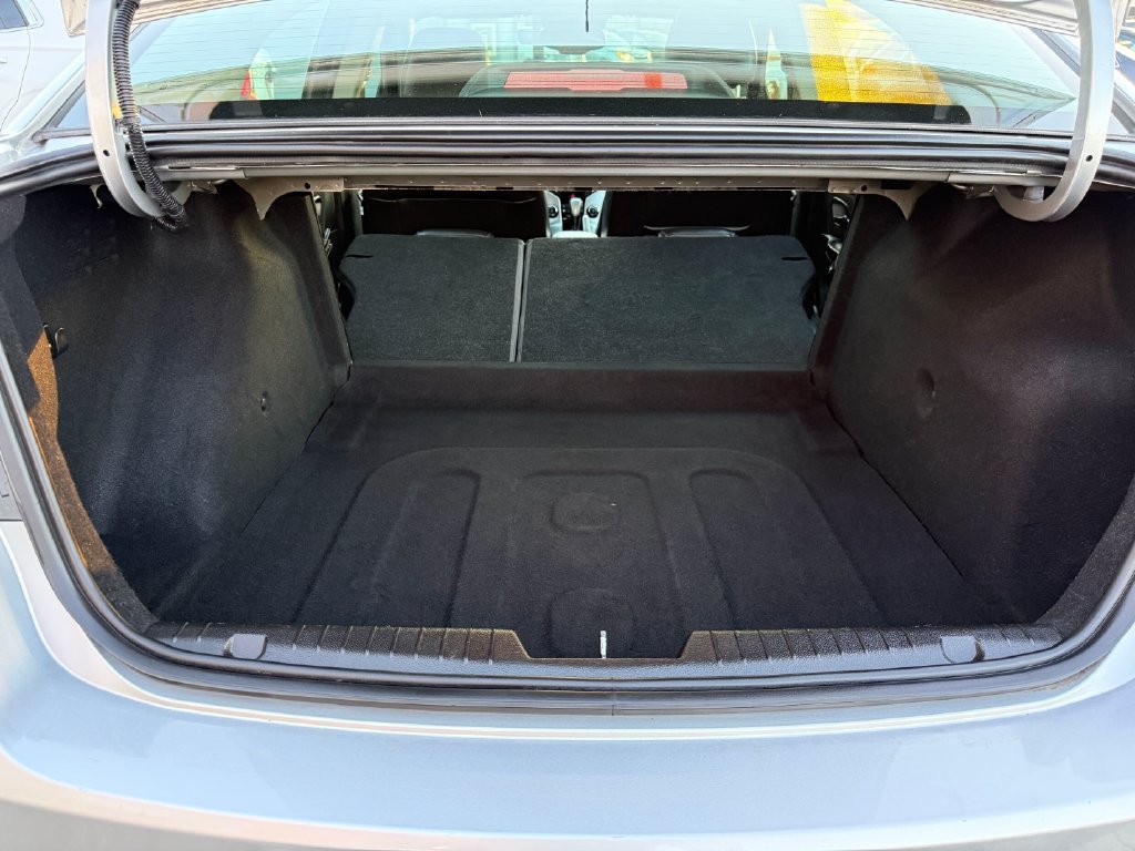 Used 2014 Chevrolet Cruze LTZ FWD image 28