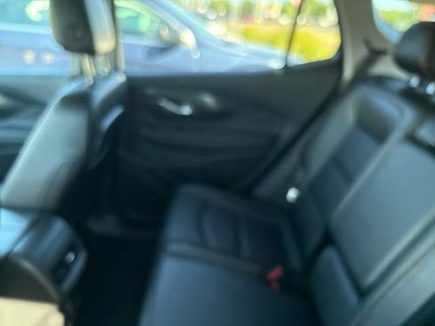 Used 2021 GMC Terrain SLT AWD/4WD image 10