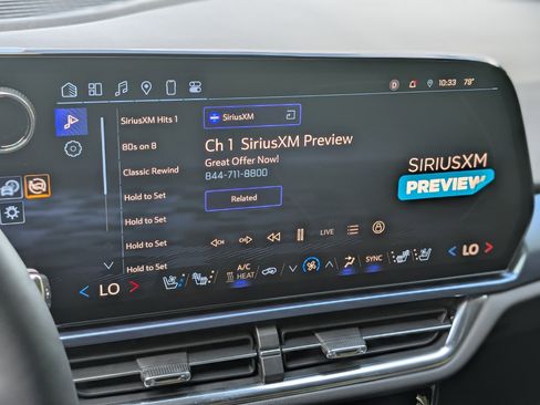 Used 2025 Chevrolet Equinox EV LT w/ Convenience Package II FWD image 30