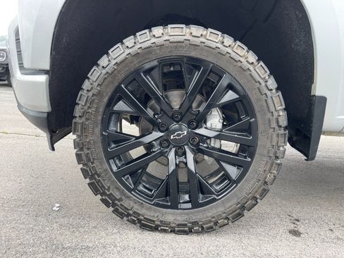 Used 2021 Chevrolet Silverado 1500 RST w/ Rally Edition AWD/4WD image 31