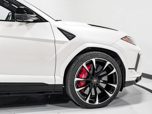 Used 2024 Lamborghini Urus S AWD/4WD image 51