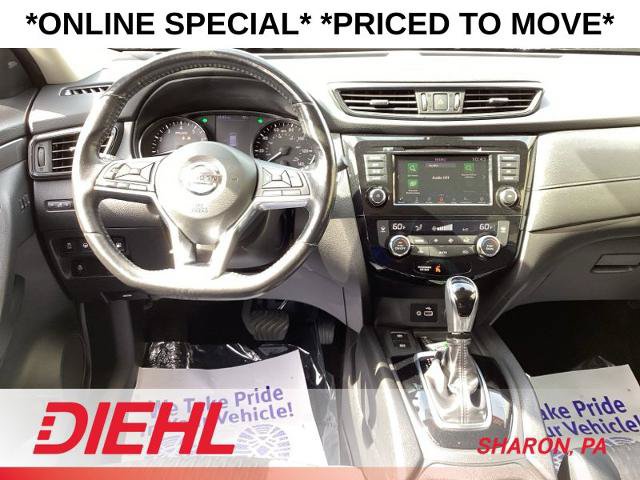 Used 2019 Nissan Rogue SV w/ Premium Package FWD image 34