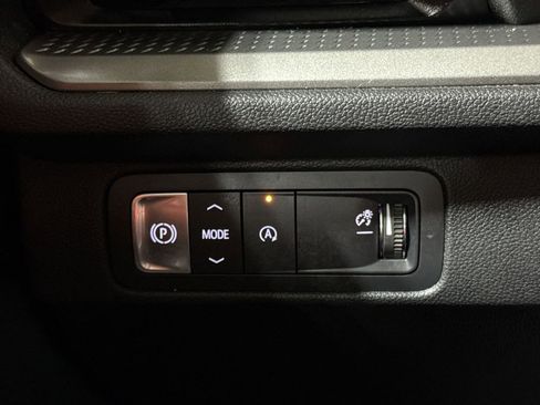 Certified 2024 Chevrolet Traverse LT image 18