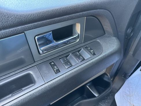 Used 2012 Ford F150 Raptor w/ Raptor Luxury Pkg image 25