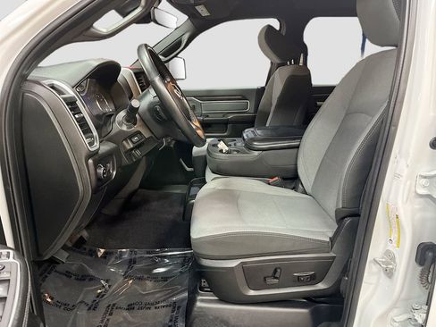 Used 2023 RAM 2500 Big Horn w/ Level 2 Equipment Group image 20