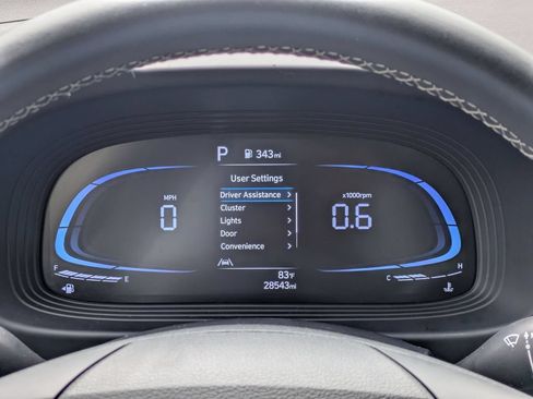 Used 2025 Hyundai Venue SEL FWD image 16