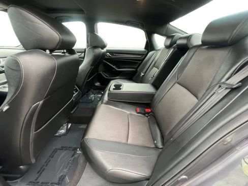 Used 2019 Honda Accord Sport image 14