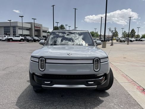 Used 2024 Rivian R1S Adventure AWD/4WD image 3