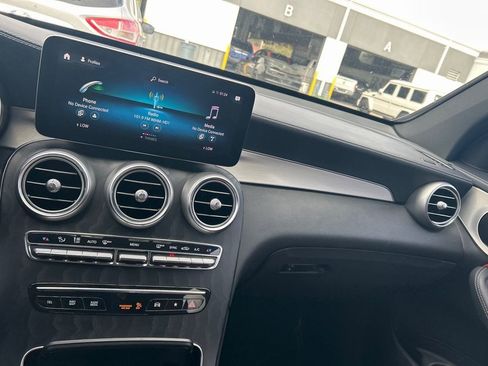 Used 2022 Mercedes-Benz GLC 300 4MATIC Coupe image 7