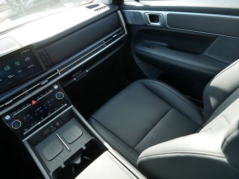 Certified 2026 Hyundai Santa Fe SEL image 11