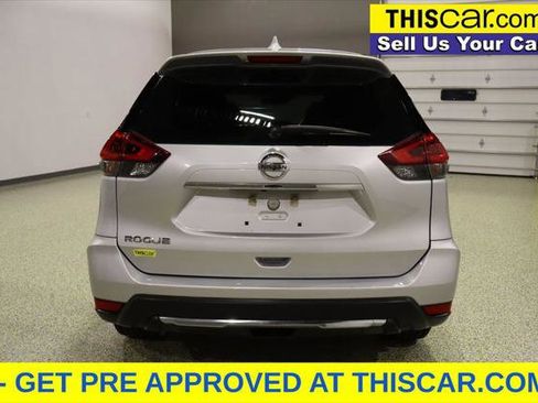 Used 2019 Nissan Rogue S image 6